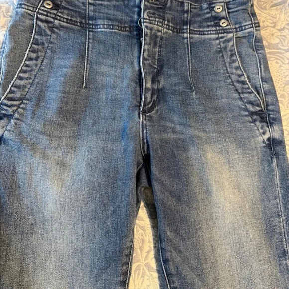 Anthropologie High Rise Denim Jeans. Size 29 - Picture 4 of 9